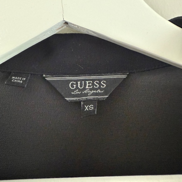 Black blouse - Picture 3 of 3